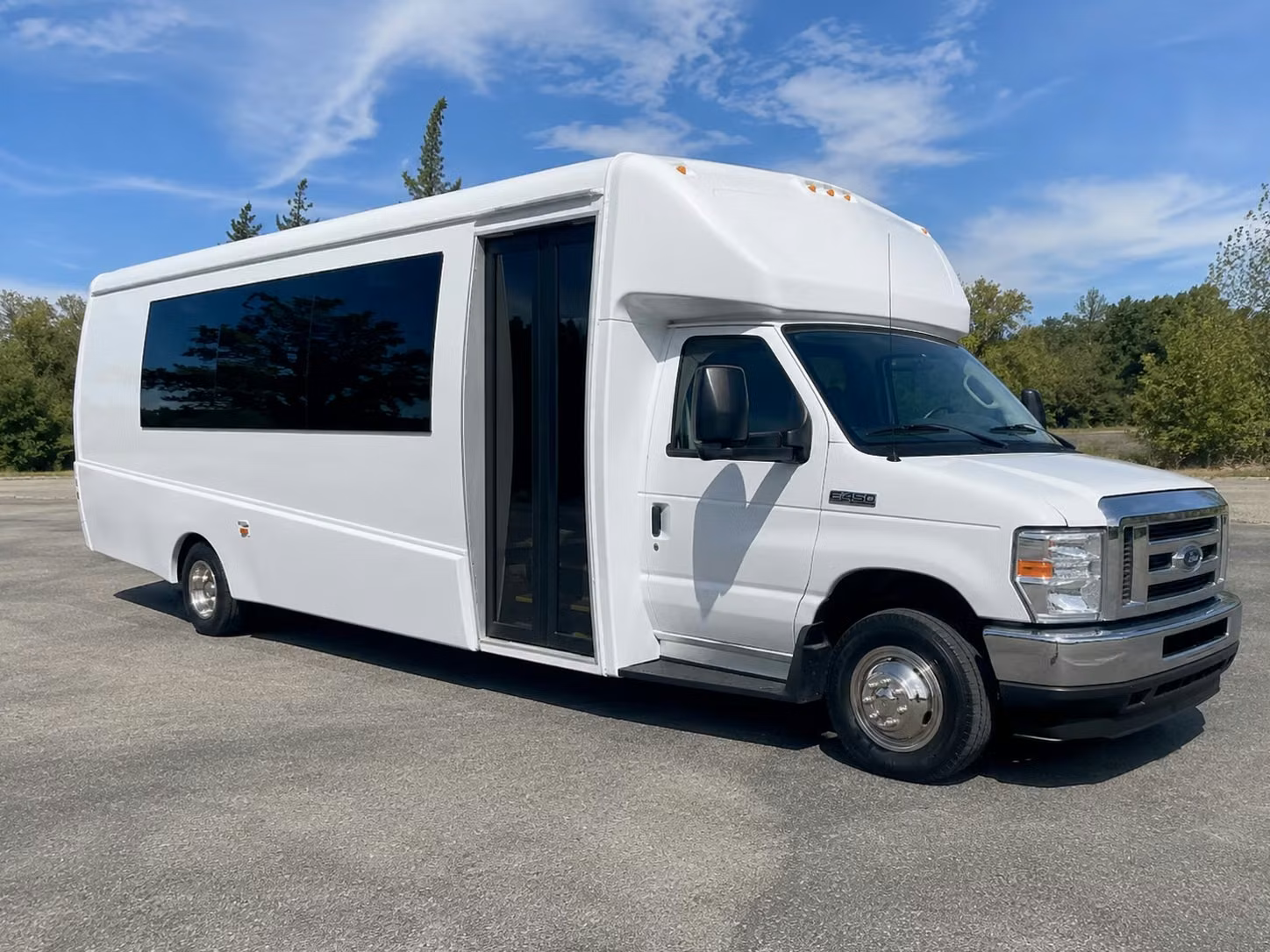party buses and limo buses for corpus christi prom night
